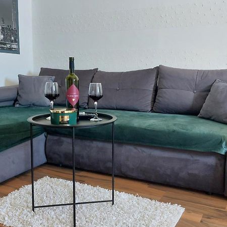 Apartment Zana Pirovac Eksteriør billede