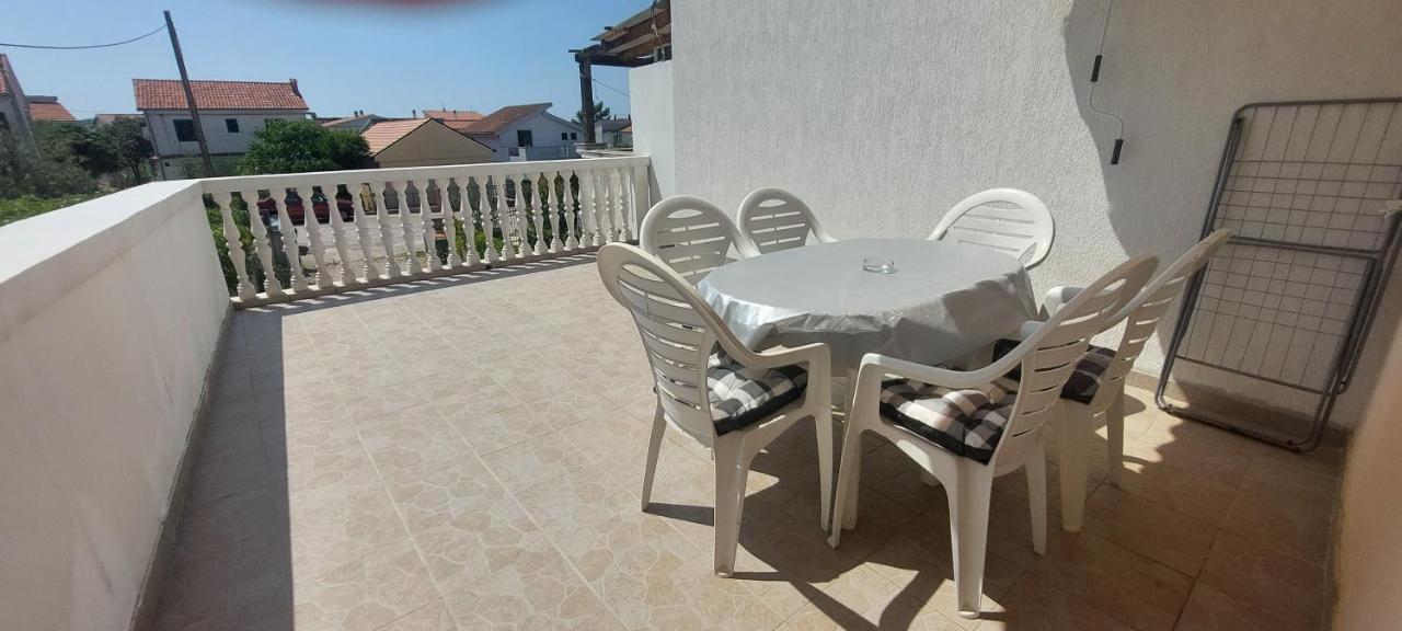 Apartment Zana Pirovac Eksteriør billede